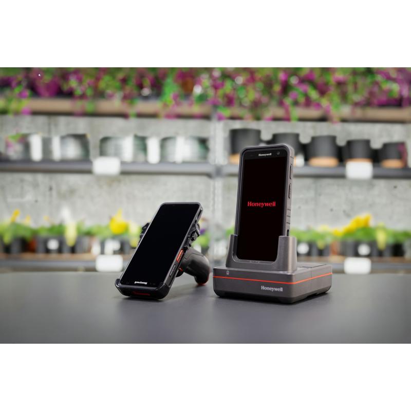 Honeywell CT70, 2D, SR, hot-swap, PTT, USB, BT, wireless Bat. , WLAN (Wi-Fi 7), NFC, GMS, RB
